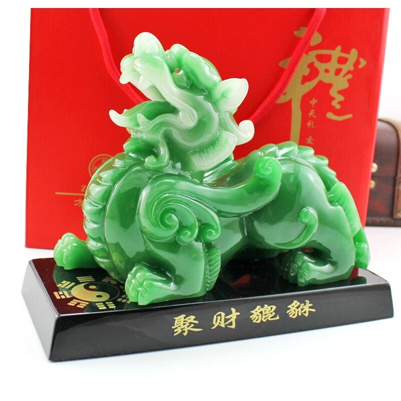鎮(zhèn)宅納福，招財(cái)引貴 仿玉貔貅擺件，家居風(fēng)水的點(diǎn)睛之筆